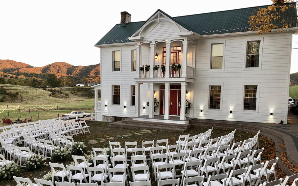 The Manor at Breckenridge Wedding Venue