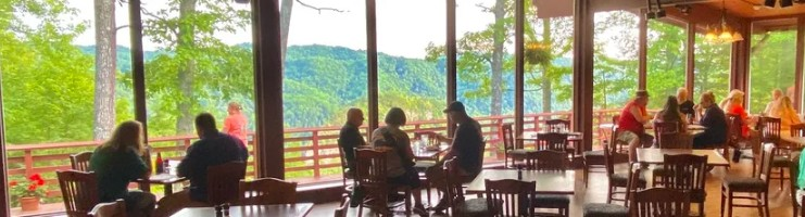 Rhododendron Restaurant at Breaks Interstate Park