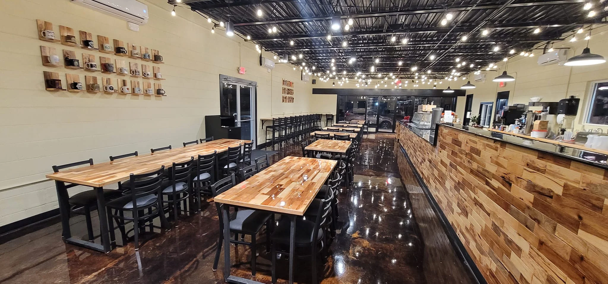 404 Cafe - Inside