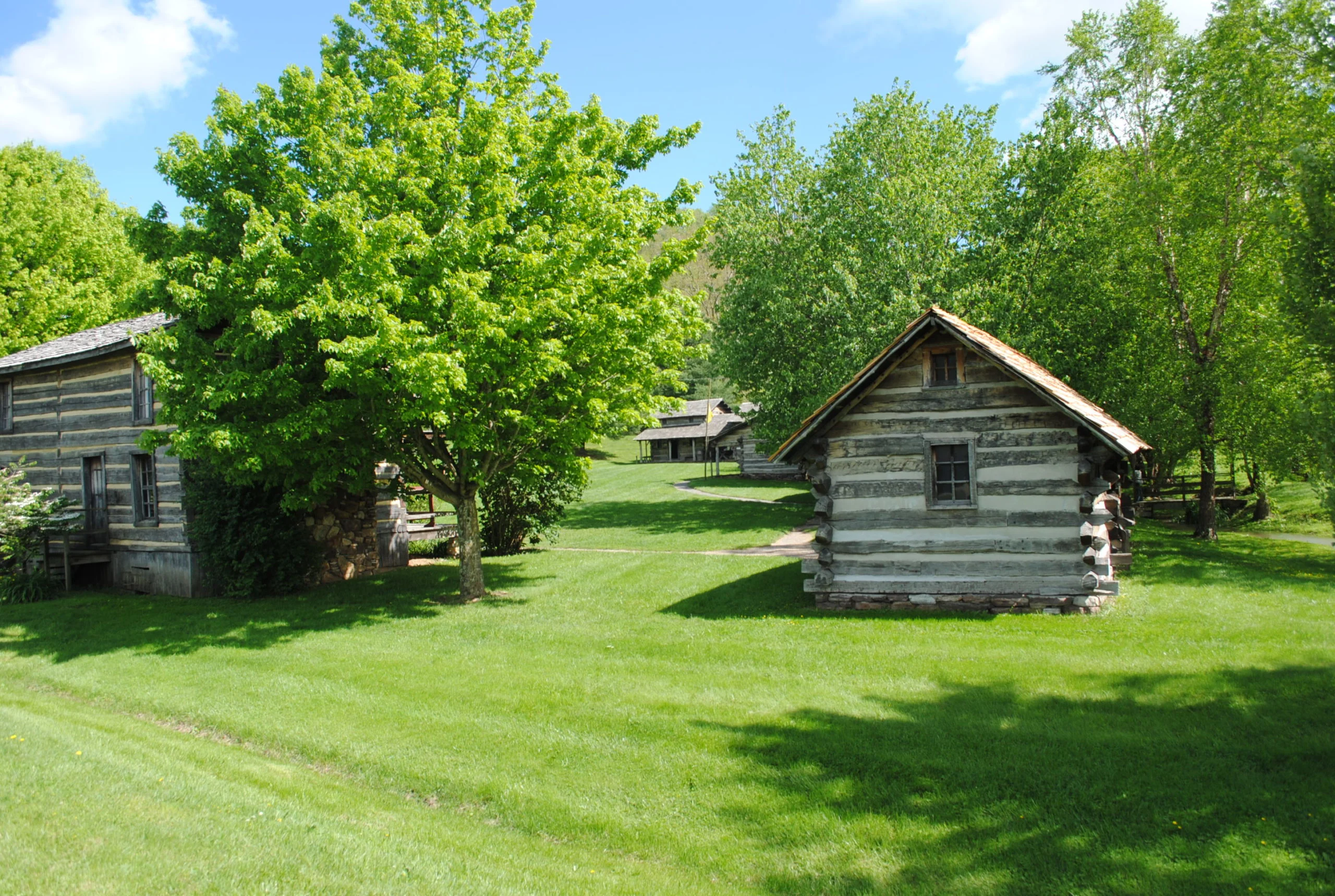 Crab Orchard Museum Log Cabins|