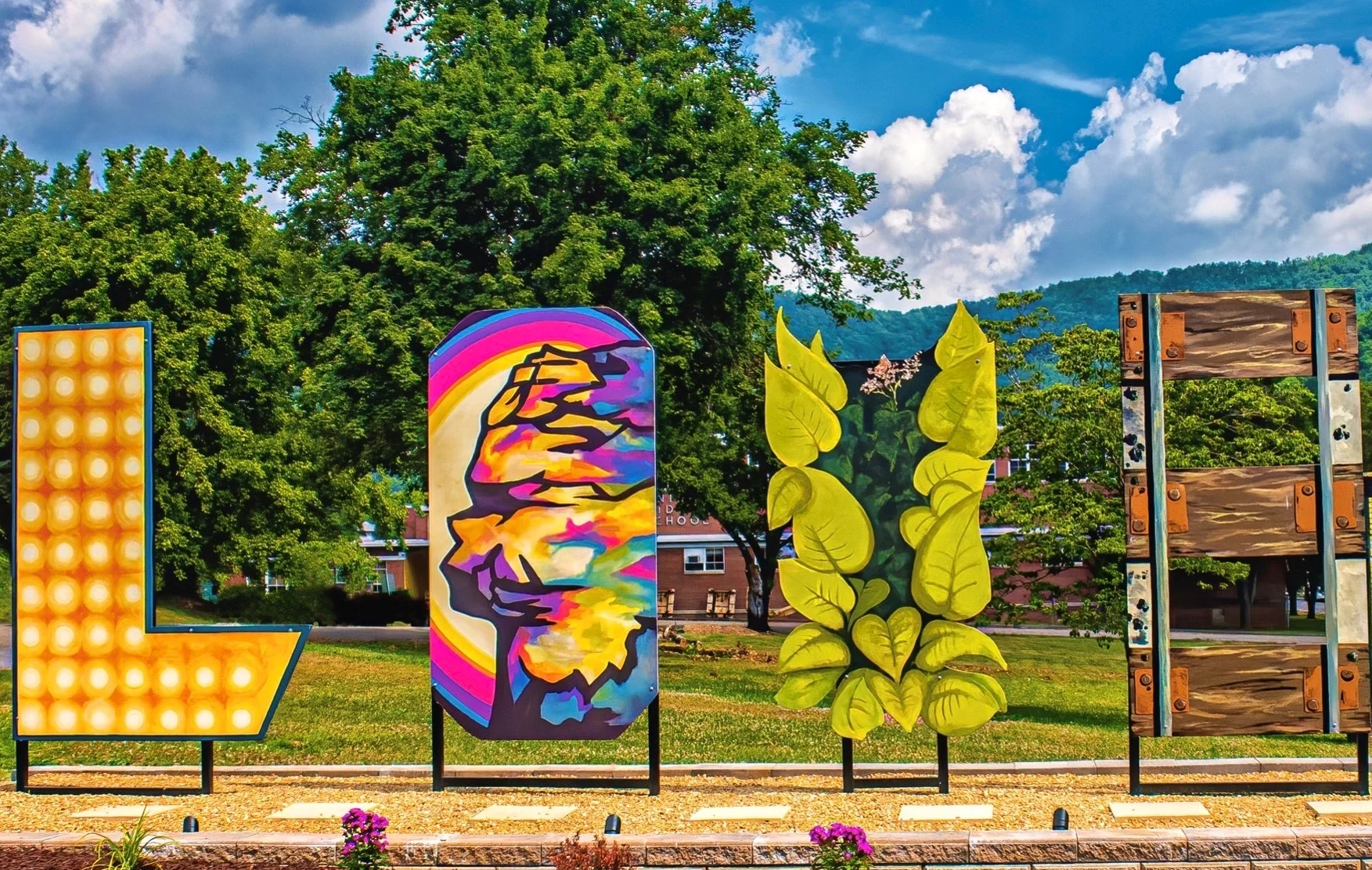 LOVEworks in Pennington Gap