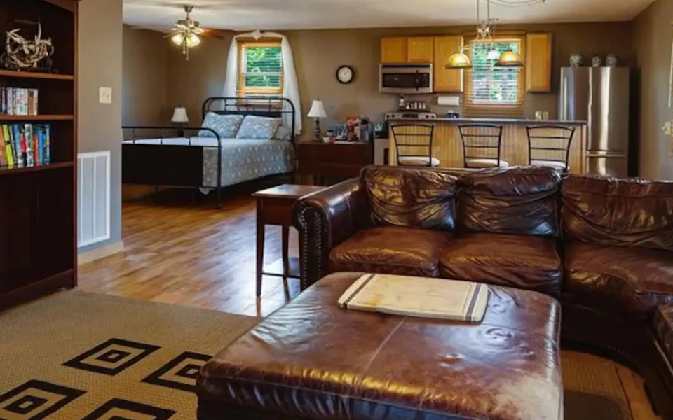 Roscoe's Retreat